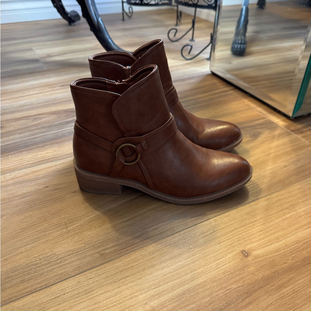 BareTraps Chestnut Ankle Booties